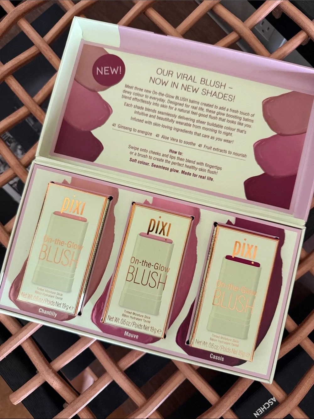Pixi Blush Pink with Mint Accent Portable Charger
